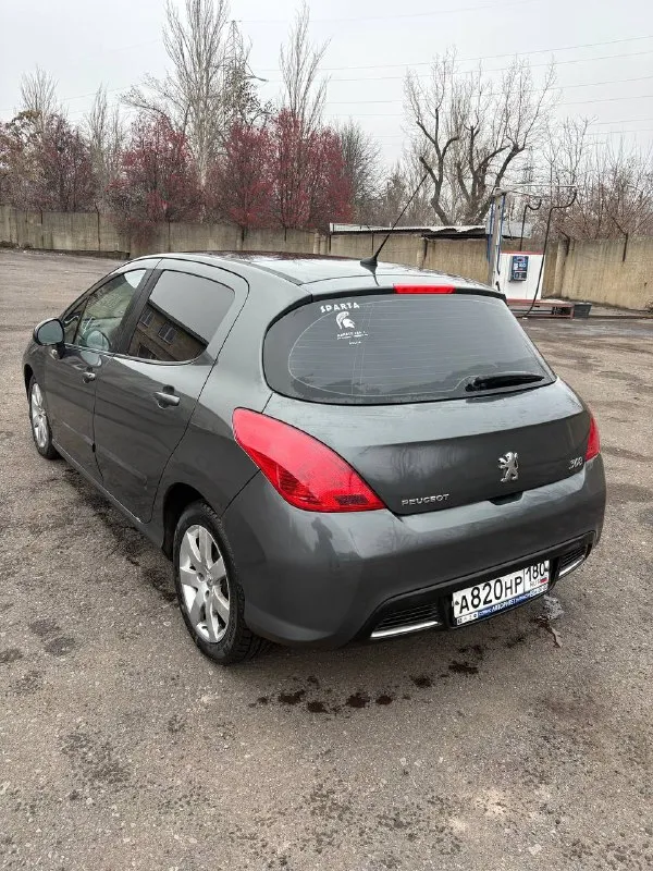 Peugeot 308, 2008 год выпуска, родной пробег 163000 тысячи, реальных 2 владельца по документам, я второй, до меня авто было 15 лет в одних руках, машина без дтп, с зеленой автотекой, по технической части все в идеале, проблем нет. Комплектация на панораме, двух зонный климат контроль, кондиционер, подогревы сидений, датчик света, дождя, сигнализация с автозапуском. Новая зимняя резина, проехала меньше 1000 км. Машина находится в донецке, цена 575000 тысяч символический торг у капота, авто без вложений
+79494951390
📲 Tg: @artemgukov1
📞 Звоните: +7(949)4951390 - фотография - 7