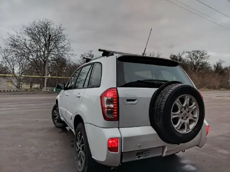 Продам автомобиль 🚗
Chery tiggo
Чери тигго
▶️ Год выпуска: 2014г. В.
▶️ Пробег: 75.000 км. !!!
Подтверждён автотекой!!!
▶️ Объём двигателя: 1.6 л. , 120л. С.
Расход 7.5-8.5 л.
ℹ️ описание:
✅ Автомобиль в очень хорошем состоянии.
✅ Двигатель, кпп на отлично!
✅ Красивый белый цвет
✅ Салон чистый, ухоженный.
🔥Комплектация🔥
--Кондиционер--
• Есп 4 шт
• Эур
-Подогрев сидений
-Подогрев заднего стекла
-Подогрев зеркал
- Абс
Регулировка зеркал
Все стекла родные!!!
Лобовое целое без сколов и трещин
Без дтп!!
Работает каждая кнопочка
1 Владелец.
Предоставляю видео обзор автомобиля по требованию!
🏛 Юридически автомобиль чист, никаких штрафов и запретов!
💰 Цена: 600.000 рублей

            Тогр на месте!!!
🏢 Осмотр: г. Амвросиевка.
По договору могу приехать к вам.
☎ Телефон для связи:    +79493843262
+79493391770
Вацап, телеграмм на номере
Звоните, пишите!!!телефон работает всегда. ..!!!! - фотография - 3