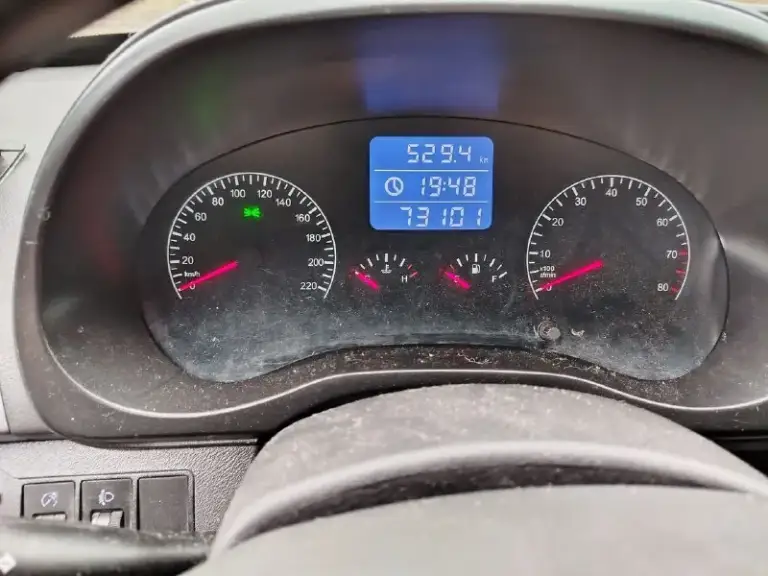 Продам автомобиль 🚗
Chery tiggo
Чери тигго
▶️ Год выпуска: 2014г. В.
▶️ Пробег: 75.000 км. !!!
Подтверждён автотекой!!!
▶️ Объём двигателя: 1.6 л. , 120л. С.
Расход 7.5-8.5 л.
ℹ️ описание:
✅ Автомобиль в очень хорошем состоянии.
✅ Двигатель, кпп на отлично!
✅ Красивый белый цвет
✅ Салон чистый, ухоженный.
🔥Комплектация🔥
--Кондиционер--
• Есп 4 шт
• Эур
-Подогрев сидений
-Подогрев заднего стекла
-Подогрев зеркал
- Абс
Регулировка зеркал
Все стекла родные!!!
Лобовое целое без сколов и трещин
Без дтп!!
Работает каждая кнопочка
1 Владелец.
Предоставляю видео обзор автомобиля по требованию!
🏛 Юридически автомобиль чист, никаких штрафов и запретов!
💰 Цена: 600.000 рублей

            Тогр на месте!!!
🏢 Осмотр: г. Амвросиевка.
По договору могу приехать к вам.
☎ Телефон для связи:    +79493843262
+79493391770
Вацап, телеграмм на номере
Звоните, пишите!!!телефон работает всегда. ..!!!! - фотография - 8
