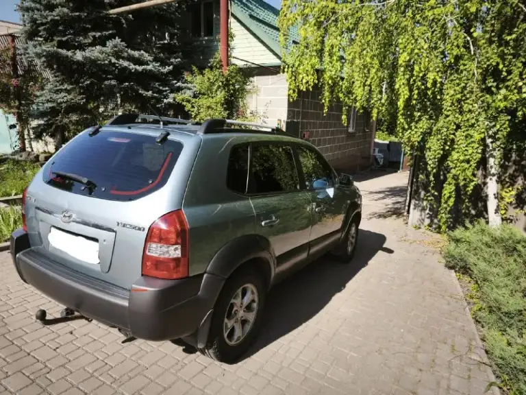 Продам hyundai tucson.
Год-2008.
2.0 Бензин/газ
Передний привод.
Один хозяин.
Пробег 264 тыс. Км.
На пробеге 257 тыс. Км была произведена замена двс на новый контрактный, при переоформлении впишется.
Тормозные диски + колодки новые, новый комплект сцепления.
Коробка механика.
Машина в хорошем состоянии, делать ничего не нужно.
Учет рф, переоформление без проблем. Кондиционер, полный электропакет, центр. Замок, подогревы сидений.
Цена- 950 000 руб.
Торг у капота!!!
Осмотр г. Макеевка.
Телефон для связи: +7(949)3213294
📞 Звоните: +7(949)3213294 - фотография - 1