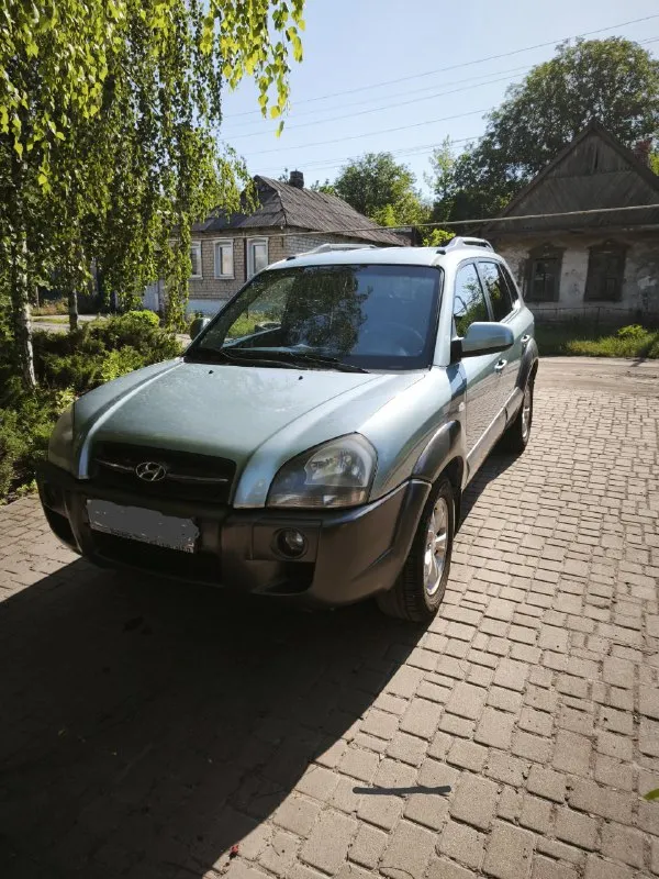 Продам hyundai tucson.
Год-2008.
2.0 Бензин/газ
Передний привод.
Один хозяин.
Пробег 264 тыс. Км.
На пробеге 257 тыс. Км была произведена замена двс на новый контрактный, при переоформлении впишется.
Тормозные диски + колодки новые, новый комплект сцепления.
Коробка механика.
Машина в хорошем состоянии, делать ничего не нужно.
Учет рф, переоформление без проблем. Кондиционер, полный электропакет, центр. Замок, подогревы сидений.
Цена- 950 000 руб.
Торг у капота!!!
Осмотр г. Макеевка.
Телефон для связи: +7(949)3213294
📞 Звоните: +7(949)3213294 - фотография - 4