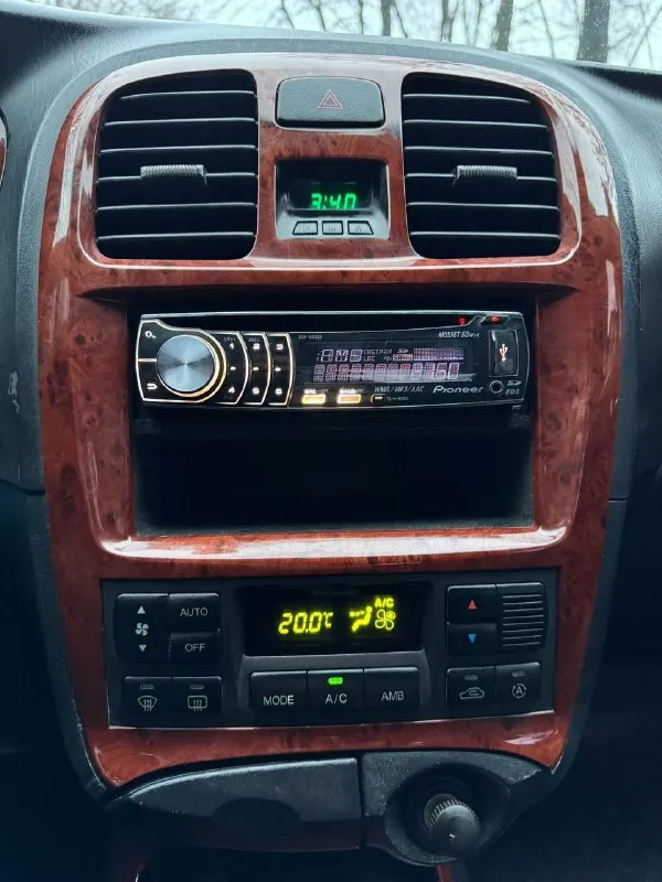Продам авто hyundai sonata 2.0 мкпп 2004г. В достойном состоянии для своего возраста!

Гур, климат,
4Эл. Стеклоподъёмника, кожаный салон ухоженный. По техники авто в полном порядке, коробка, двигатель ничего не стучит не гремит, салон также в хорошем состоянии.
Авто не новое не питайте иллюзий, но за эти деньги сел поехал, по цене лады!
Адекватным людям торг будет ✅
С удовольствием предоставлю больше информации по тел.
+79895329511
What's app, telegram ✅
370.000 Тыс. Руб - фотография - 10