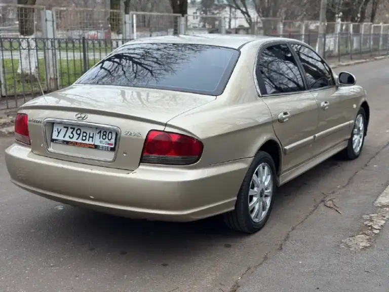 Продам авто hyundai sonata 2.0 мкпп 2004г. В достойном состоянии для своего возраста!

Гур, климат,
4Эл. Стеклоподъёмника, кожаный салон ухоженный. По техники авто в полном порядке, коробка, двигатель ничего не стучит не гремит, салон также в хорошем состоянии.
Авто не новое не питайте иллюзий, но за эти деньги сел поехал, по цене лады!
Адекватным людям торг будет ✅
С удовольствием предоставлю больше информации по тел.
+79895329511
What's app, telegram ✅
370.000 Тыс. Руб - фотография - 3