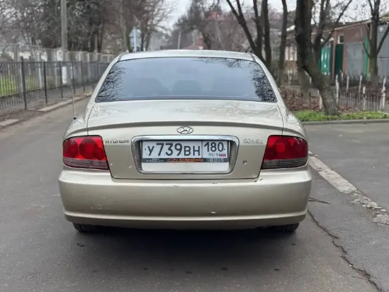 Продам авто hyundai sonata 2.0 мкпп 2004г. В достойном состоянии для своего возраста!

Гур, климат,
4Эл. Стеклоподъёмника, кожаный салон ухоженный. По техники авто в полном порядке, коробка, двигатель ничего не стучит не гремит, салон также в хорошем состоянии.
Авто не новое не питайте иллюзий, но за эти деньги сел поехал, по цене лады!
Адекватным людям торг будет ✅
С удовольствием предоставлю больше информации по тел.
+79895329511
What's app, telegram ✅
370.000 Тыс. Руб - фотография - 5