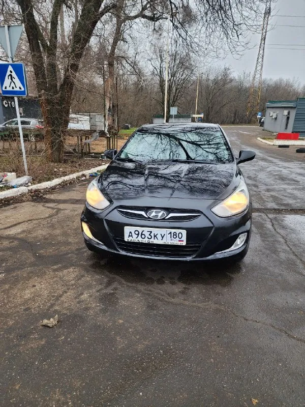 Продам hyundai солярис 2011 год 166 пробега
1.4 Бензин механика
Кондиционер подогрев лобового подогрев сидений 4 стеклоподъемника
Камера заднего вида
Сенсорный магнитофон и тд авто в хорошем состоянии новая зимняя резина цена 750.000 руб торг осмотр макеевка тел +79496850245
📲 Tg: vlados
📞 Звоните: +7(949)6850245 - фотография - 3