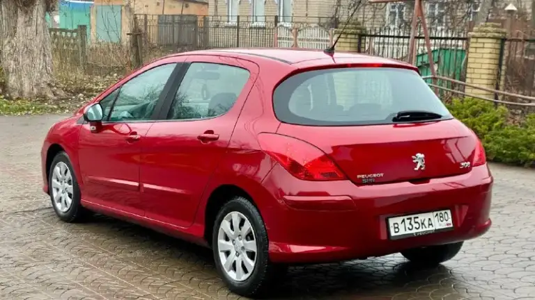 🔥Peugeot 308🔥
Год выпуска: 2009
Тип двигателя: бензиновый, 1.6
Пробег: 209 000 км (оригинальный)
Коробка передач: автоматическая
Комплектации:
• Датчики света/дождя
• Электрорегулировка зеркал
• Электроподъёмники
• Круиз-контроль
• Климат-контроль
• Мультируль
• Led-фары
• Двухстороняя сигнализация
Цена: 550,000 ₽
Автомобиль в отличном состоянии, все системы работают. Готов к проверке.
Юридически чист, без обременений.
Вопросы по телефону: +7-949-41-55-434.
Возможен торг. - фотография - 3