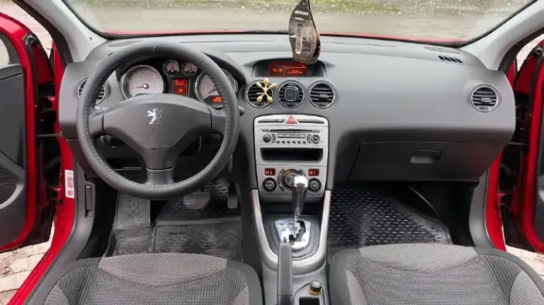 🔥Peugeot 308🔥
Год выпуска: 2009
Тип двигателя: бензиновый, 1.6
Пробег: 209 000 км (оригинальный)
Коробка передач: автоматическая
Комплектации:
• Датчики света/дождя
• Электрорегулировка зеркал
• Электроподъёмники
• Круиз-контроль
• Климат-контроль
• Мультируль
• Led-фары
• Двухстороняя сигнализация
Цена: 550,000 ₽
Автомобиль в отличном состоянии, все системы работают. Готов к проверке.
Юридически чист, без обременений.
Вопросы по телефону: +7-949-41-55-434.
Возможен торг. - фотография - 8