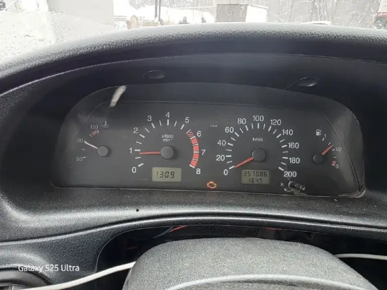 Нива chevrolet
2007 Год
Пробег 357 708
Цена 415 000 торг
Автомобиль обслужен в зиму.
За машину не стыдно. Сел поехал. Торг предусмотрен.
Автомобиль находиться в донецке.
Контактный номер 9590356982
📞 Звоните: +7(959)0356982 - фотография - 7