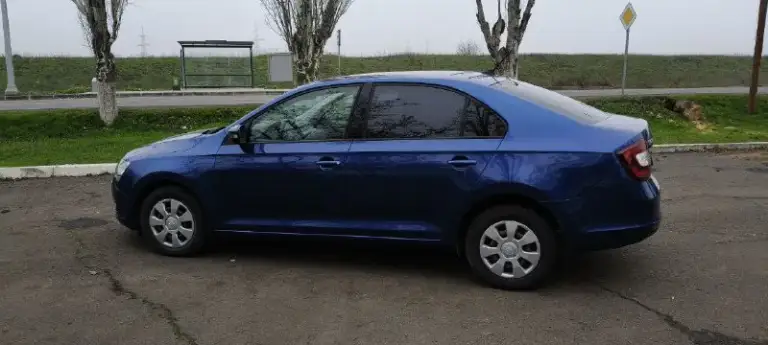 🚘 Марка и модель: skoda рапид
📏 Пробег: 65000
📆 Год: 2018
📝 Кпп:
⚙️ Описание: автомобиль в отличном состоянии без преувеличения! В красивом цвете. Надёжный мотор 1.6 mpi. Передний привод. Один владелец за всю историю эксплуатации. Честный родной пробег. Без ржавчины и рыжиков. Ходовая в идеальном состоянии, не гремит, не стучит и т. Д. Состояние салона как новое, нет царапин, затертых сидений и прочего. Сигнализация starline. Два комплекта резины. Любые проверки приветствую. Торг уместен естественно.
💰 Цена: 1200000
🌍 Город:
📞 Телефон: +79490844585
🙋 Нажмите, чтобы связаться с продавцом в тг
✅Подписаться✅
📰Разместить объявление📰
📞 Звоните: +7(949)0844585 - фотография - 3