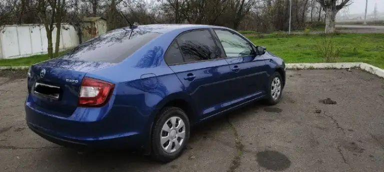 🚘 Марка и модель: skoda рапид
📏 Пробег: 65000
📆 Год: 2018
📝 Кпп:
⚙️ Описание: автомобиль в отличном состоянии без преувеличения! В красивом цвете. Надёжный мотор 1.6 mpi. Передний привод. Один владелец за всю историю эксплуатации. Честный родной пробег. Без ржавчины и рыжиков. Ходовая в идеальном состоянии, не гремит, не стучит и т. Д. Состояние салона как новое, нет царапин, затертых сидений и прочего. Сигнализация starline. Два комплекта резины. Любые проверки приветствую. Торг уместен естественно.
💰 Цена: 1200000
🌍 Город:
📞 Телефон: +79490844585
🙋 Нажмите, чтобы связаться с продавцом в тг
✅Подписаться✅
📰Разместить объявление📰
📞 Звоните: +7(949)0844585 - фотография - 4