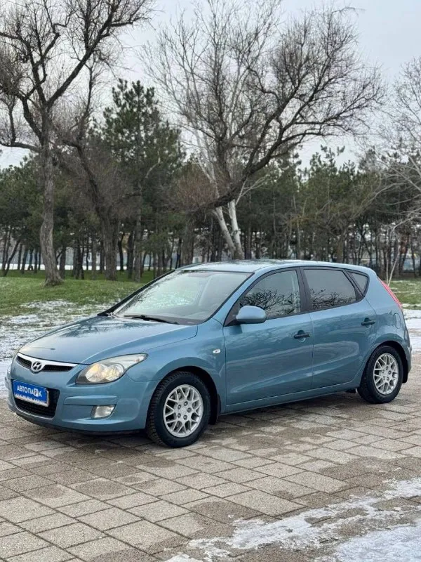 🇰🇵 Hyundai i30
💰Цена: 800 000р
🏢Город: мариуполь
📅Год выпуска: 2009
🧾Пробег: 112 130 км.
⚙️Двигатель: 1.6
⛽Топливо: бензин
⚙️Кпп: механика
📞 Телефон:
+7-949-727-41-51
+7-949-551-91-52
+7-989-263-55-56
💾 Описание:
✅ 3 Владельца за всю историю. - фотография - 1