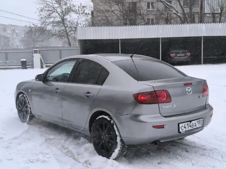 Цена: 🎁 525 000 руб!!!
Продам mazda 3 2006 года выпуска 1.6 на автомате!

+79494260930

• Кузов в хорошем состоянии!
• Лкп в хорошем состоянии!
• Двигатель в идеальном состоянии!
• Коробка автомат в идеальном состоянии!
• Ходовая вся новая, не давно делали ревизию!
• Салон в хорошем состоянии

Комплектация: люк с электроприводом, большой экран андроид, мультируль, климат контроль, подогрев сидений, круиз контроль, полный электропакет с доводчиками и многое другое. ..

Подарки новому владельцу: новая зимняя резина на красивых дисках,   комплект лета в хорошем состоянии и зеркальные номера! - фотография - 3