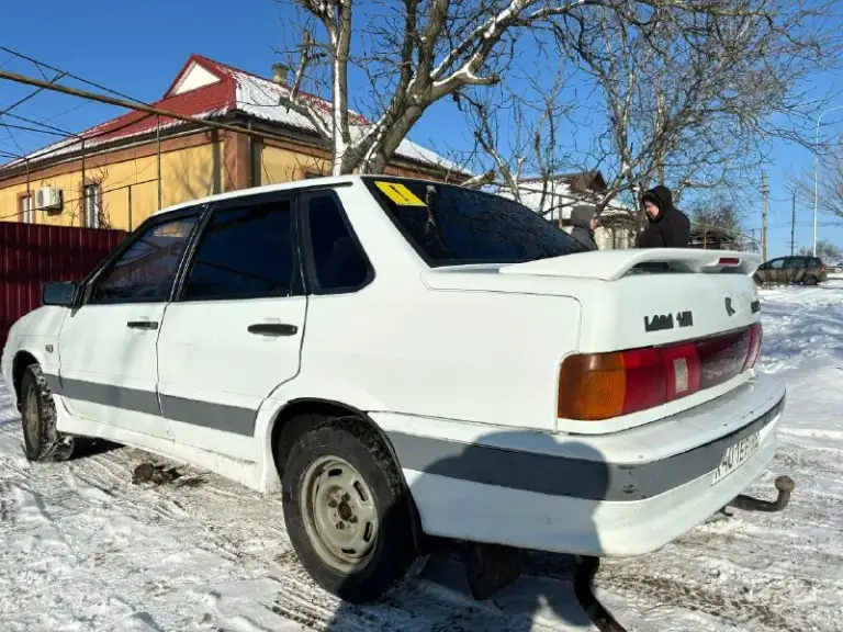 🎄 Новогоднее предложение 🎄 в продаже ваз 21150 2001г пробег 144805т двигатель 1,5 8кл полностью собраный до единой детали, работает как часы. Лонжероны, стаканы, пороги идеал. Кузов живой, дно ни разу не варилось, рыжиков, гнилья нет! Салон чистый, ухоженный. Музыка простенькая. Электрика рабочая вся, до единой лампочки (кроме приборной панели) мозги январь свет обычный, туманки светят шикарно, даже ближним не пользуюсь почти. По вложениям: надо заменить правый наружный шрус, он лежит в багажнике. Поменять масло, менял своевременно, крайний раз 140т км в комплекте дам летние титаны с резиной на сезон. Родная заводская запаска. Запчасти по мелочи что пооставалось. За неё хочу 235000₽ торг уместен. Все вопросы по : +79493728319 андрей доп фото в личку после звонка по всех с наступающим новым годом!
📞 Звоните: +7(949)3728319 - фотография - 5