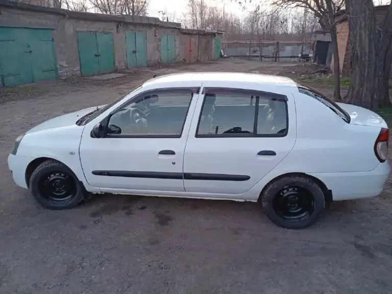Renault clio 1.4 2007 г. Продам авто в отличном состоянии. Работает все, что должно работать. Я хозяин по т. П. Из последнего т. О: новые 2 радиатора, новый антифриз, компрессор кондиционера, резонатор и основной глушитель, ремень, ролики, гур насос. Вообщем денег не жалел, делал для себя. Продажа в связи с покупкой нового автомобиля. Интересует обмен на солярис с моей доплатой. Цена 450 без торга. ±79493803295 перекупам просьба не беспокоить. Енакиево
📞 Звоните: +7(949)3803295 - фотография - 5