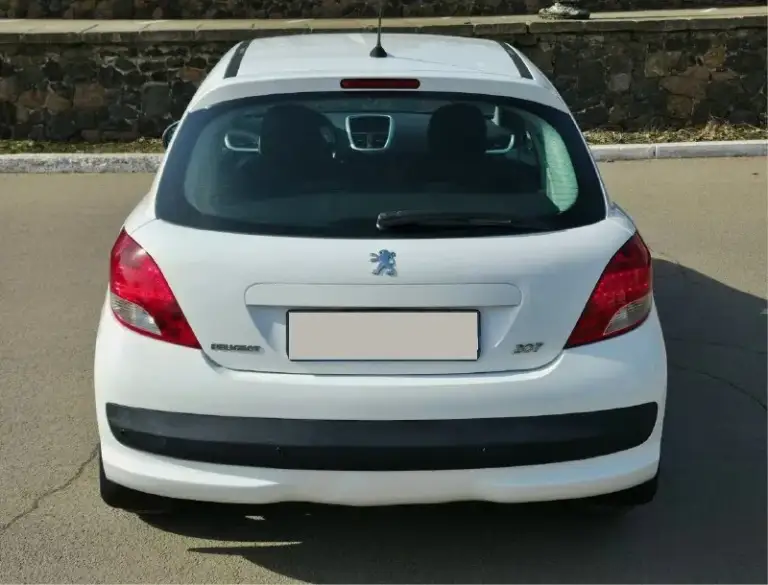 Продам peugeot(пежо)207(купе),2009 год, в отличном состоянии. Пробег 129000 км. (родной, подтверждается автотекой). Без дтп. Всего 1 владелец. (всю жизнь в одних руках) в 2010 году выехала с салона, даже имеется чек о покупке. Мотор 1.4л. , очень резвый для неё. Кузов оцинкованный, в идеале, ни вмятин, ни потёртостей, ни рыжиков нет. Кондиционеp холодит, печка греет, обогрев зеркал, абс, эур, бк, цз, сигнализация, стеклоподъёмники, магнитола, хорошие динамики, новый акб, вся безопасность на месте: подушки фронтальные и боковые, коробка автомат (робот), подрулевые лепестки. Перед продажей полностью обслужена, коробка переключается чётко и без затупов. Машинка своих денег стоит и полностью обслужена. Машина на r15 дисках, уже на новой зимней резине! Салон отличный, не прокурен. Любые проверки на сто приветствую. В жизни машина выглядит еще ярче, и лучше чем на фото. Ездила девушка аккуратно, за машиной следила. Учет рф, полное переоформление на вас в мрэо. Без штрафов, аре
📞 Звоните: +7(949)8953126 - фотография - 3