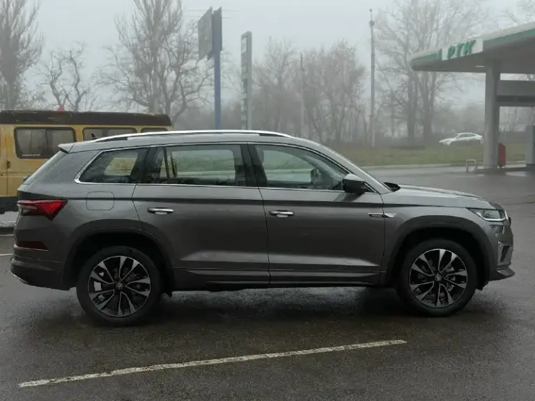 πΠ Π½Π°Π»ΠΈΡΠΈΠΈ Π² ΠΌΠ°ΠΊΠ΅Π΅Π²ΠΊΠ΅ skoda kodiaq, 2025 β
Π½ΠΎΠ²ΡΠΉ Π°Π²ΡΠΎΠΌΠΎΠ±ΠΈΠ»Ρ β
7 ΠΌΠ΅ΡΡ β
ΠΊΠΎΠΌΠΏΠ»Π΅ΠΊΡ Π·ΠΈΠΌΠ½ΠΈΡ
ΡΠΈΠ½ pirelli ΠΈ ΠΊΠΎΠΌΠΏΠ»Π΅ΠΊΡ ΠΊΠΎΠ²ΡΠΈΠΊΠΎΠ² Π² ΠΏΠΎΠ΄Π°ΡΠΎΠΊ π ΠΎΠ±ΡΠ΅ΠΌ: 2.0 Π» ΡΠΈΠΏ ΡΠΎΠΏΠ»ΠΈΠ²Π° : Π±Π΅Π½Π·ΠΈΠ½ ΠΌΠΎΡΠ½ΠΎΡΡΡ : 220 Π». Π‘. Π’ΡΠ°Π½ΡΠΌΠΈΡΡΠΈΡ : Π°Π²ΡΠΎΠΌΠ°ΡΠΈΡΠ΅ΡΠΊΠ°Ρ ΡΠΈΠΏ ΠΏΡΠΈΠ²ΠΎΠ΄Π° : ΠΏΠΎΠ»Π½ΡΠΉ ΠΎΠΏΡΠΈΠΈ : β’ ΠΊΠΎΠΆΠ°Π½ΡΠΉ ΡΠ°Π»ΠΎΠ½ β’ ΡΠ»Π΅ΠΊΡΡΠΎΠΏΡΠΈΠ²ΠΎΠ΄ ΡΠΈΠ΄Π΅Π½ΠΈΠΉ β’ β 3 ΡΡΠ΄Π° ΡΠΈΠ΄Π΅Π½ΠΈΠΉ β’ Π±Π΅ΡΠΊΠ»ΡΡΠ΅Π²ΠΎΠΉ Π΄ΠΎΡΡΡΠΏ β’ Π·Π°ΠΏΡΡΠΊ Ρ ΠΊΠ½ΠΎΠΏΠΊΠΈ β’ ΠΊΠ»ΠΈΠΌΠ°Ρ-ΠΊΠΎΠ½ΡΡΠΎΠ»Ρ β’ ΠΊΠ°ΠΌΠ΅ΡΡ 360 β’ ΠΏΠ°Π½ΠΎΡΠ°ΠΌΠ½Π°Ρ ΠΊΡΡΡΠ° β’ Π°ΡΡΠΈΡΡΠ΅Π½ΡΡ Π²ΠΎΠΆΠ΄Π΅Π½ΠΈΡ β’ led ΡΠ²Π΅Ρ β’ ΠΏΠΎΠ΄ΠΎΠ³ΡΠ΅Π² ΠΈ ΠΎΠ±Π΄ΡΠ² ΡΠΈΠ΄Π΅Π½ΠΈΠΉ β‘οΈΡΠ΅Π½Π°: 4 715 000 ΡΡΠ±. πΠΌΠ΅ΡΡΠΎ ΠΎΡΠΌΠΎΡΡΠ° : Π³. ΠΠ°ΠΊΠ΅Π΅Π²ΠΊΠ° βοΈ 7-949-306-71-90 Π³Π΅Π½Π½Π°Π΄ΠΈΠΉ
π ΠΠ²ΠΎΠ½ΠΈΡΠ΅: +7(949)3067190 - ΡΠΎΡΠΎΠ³ΡΠ°ΡΠΈΡ - 3
