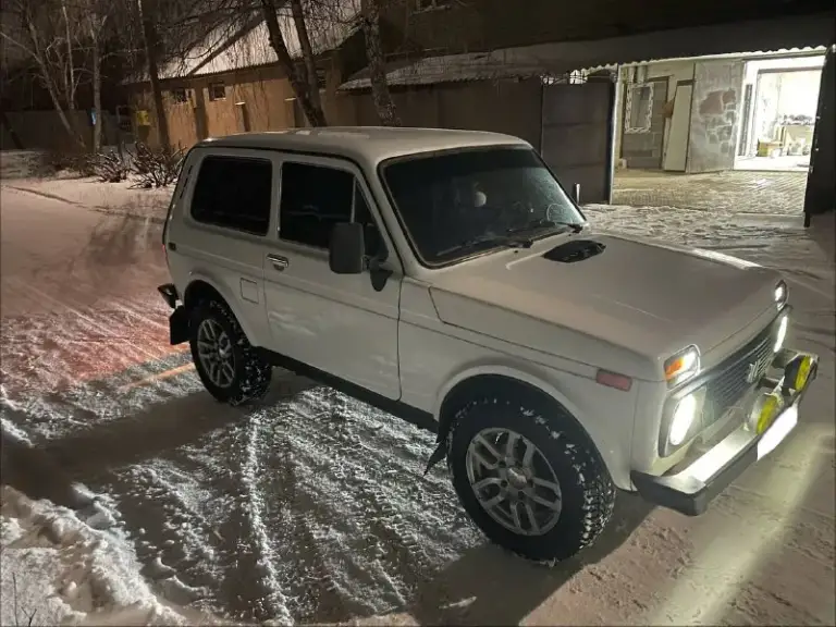 Продам ваз нива 1998год
В отличном состоянии
Коробка роздатки мосты все на 5+
Едит очень хорошо
По кузову без рыжиков и корозии
Авто в дтп не участвовал, все герметики заводские, днище все силовые части ланжероны в заводском состоянии и без сварочных робот.
Авто на литых дисках новая шипованая резина, музыка
Салон в идеальном состояние
Документы в полном порядке
Осмотр г. Харцызск
Цена 325т. Р
Номер для связи +79496994520
Telegram на номере
📲 Tg: управление всеми управлениями
📞 Звоните: +7(949)6994520 - фотография - 2