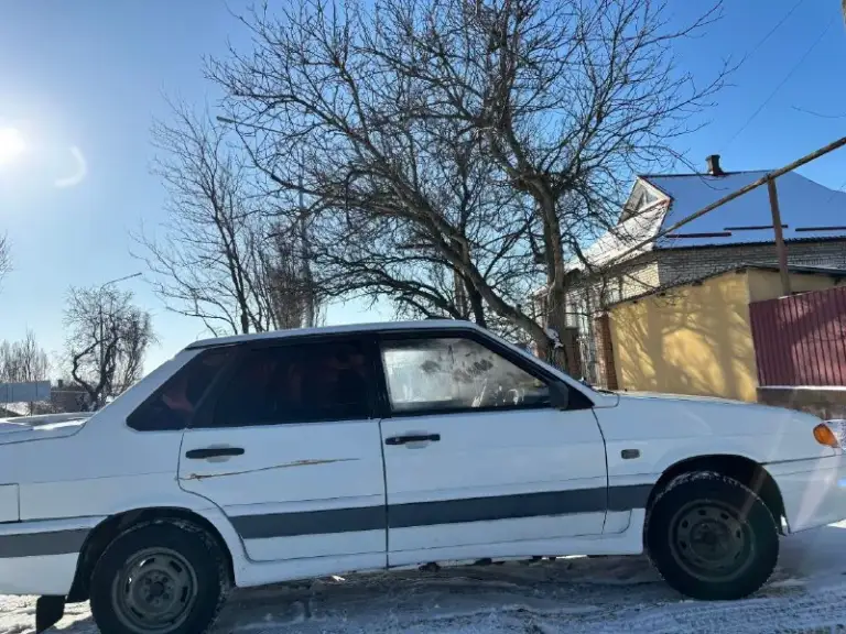 В продаже ваз 21150 2001г

Пробег 144805т
Двигатель 1,5 8кл
Полностью собраный до единой детали, работает как часы.
Лонжероны, стаканы, пороги идеал.
Кузов живой, дно ни разу не варилось, рыжиков, гнилья нет!
Салон чистый, ухоженный.
Музыка простенькая.
Электрика рабочая вся, до единой лампочки (кроме приборной панели)
Мозги январь
Свет обычный, туманки светят шикарно, даже ближним не пользуюсь почти.

По вложениям:
Надо заменить правый наружный шрус, он лежит в багажнике.
Поменять масло, менял своевременно, крайний раз 140т км

В комплекте дам летние титаны с резиной на сезон.
Родная заводская запаска.
Запчасти по мелочи что пооставалось.
За неё хочу 235000₽ торг уместен.
Все вопросы по тел. : +79493728319 андрей - фотография - 2