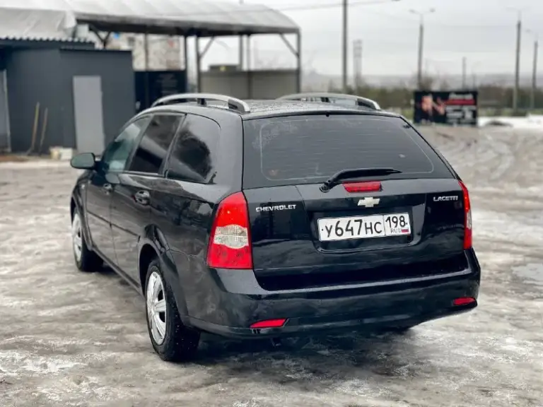 (Продам) chivrolet
Lacetti
Год выпуска 2008
Обьем 1.6
Универсал

Автомобиль без вложений

Двигатель 1.6
В прекрасном состоянии
Не дымит не троит
Масло не расходует
Тяга отличная

Коробка
Без нареканий
Не хрустит
Не выбивает

Ходовая
Мягкая не стучит не гремит

По кузову
Рыжиков гнили нет
Дно пороги стаканы аланджероны целые

Салон чистый ухоженный
Сидение не продавлены
Салон не прокурен

Комплектация
Кондиционер
4 Стеклоподъемника
Абс
2 Подушки безопасности
Противотуманые фары
Мультимедиа
Диски r15
Свежая зимняя резина
Регулировка зеркал
Обогрев заднего стекла

Юридически кристальна чиста
Город осмотра мариуполь номер для звонка +7 (949) 085-43-96
Номер для смс +79620026211

(Цена) 465.000₽
Хороший торг у капота - фотография - 6