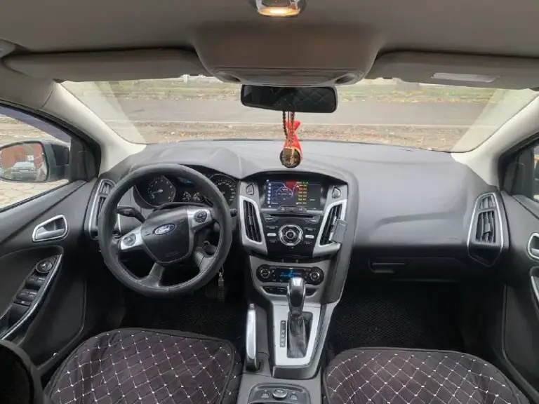 Продам ford focus iii, 2011 г. В. — ухоженный, мощный, готов к поездкам! Номера в подарок! · надежный двигатель: 2.0 литра (150 л. С. ) в отличном техническом состоянии. · безупречная акпп: автоматическая коробка передач работает идеально — не пинает, не дергается, не уходит в аварийный режим. · обновленная ходовая: большой объем работ по подвеске выполнен — едет ровно и уверенно. · чистая история: автомобиль не битый, не крашенный, дтп не участвовал. Все стекла оригинальные. · отличный экстерьер: кузов в прекрасном состоянии. •хорошая мультимедиа. •2-х зонный климат контроль •5 режимный подогрев сидений основные характеристики: · год выпуска: 2011 · двигатель: 2.0 л (150 л. С. ), бензин цена: 650 000 руб. Контакты и осмотр: · телефон: +79493123912 · место осмотра: г. Макеевка
📞 Звоните: +7(949)3123912 - фотография - 4