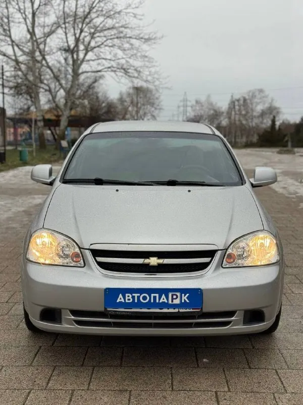 🇰🇵 Chevrolet lacetti

💰Цена: 670 000р
🏢Город: мариуполь
📅Год выпуска: 2012
🧾Пробег: 124 782км.
⚙️Двигатель: 1.6
⛽Топливо: бензин
⚙️Кпп: механика

📞 Телефон:

+7-949-727-41-51
+7-949-551-91-52
+7-989-263-55-56

💾 Описание:

✅ Кузов без коррозии.
✅ Южная эксплуатация.
✅ Оригинальный пробег.
✅ Техническая часть на 5+
✅ Заводское остекление.
✅ Салон как новый.

❄️ Кондиционер, гур, abs, 2 airbag, подогрев сидений, android магнитола, зимняя резина, центральный замок, электропакет.

Улица шевченко 2️⃣6️⃣9️⃣

🏦 Возможна продажа в кредит по двум документам. - фотография - 2