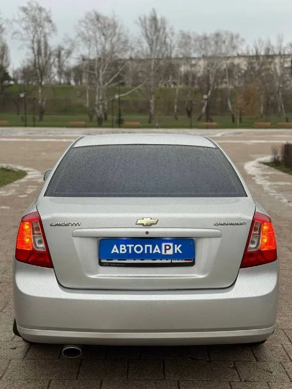 🇰🇵 Chevrolet lacetti

💰Цена: 670 000р
🏢Город: мариуполь
📅Год выпуска: 2012
🧾Пробег: 124 782км.
⚙️Двигатель: 1.6
⛽Топливо: бензин
⚙️Кпп: механика

📞 Телефон:

+7-949-727-41-51
+7-949-551-91-52
+7-989-263-55-56

💾 Описание:

✅ Кузов без коррозии.
✅ Южная эксплуатация.
✅ Оригинальный пробег.
✅ Техническая часть на 5+
✅ Заводское остекление.
✅ Салон как новый.

❄️ Кондиционер, гур, abs, 2 airbag, подогрев сидений, android магнитола, зимняя резина, центральный замок, электропакет.

Улица шевченко 2️⃣6️⃣9️⃣

🏦 Возможна продажа в кредит по двум документам. - фотография - 5