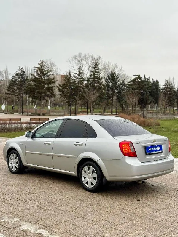 🇰🇵 Chevrolet lacetti

💰Цена: 670 000р
🏢Город: мариуполь
📅Год выпуска: 2012
🧾Пробег: 124 782км.
⚙️Двигатель: 1.6
⛽Топливо: бензин
⚙️Кпп: механика

📞 Телефон:

+7-949-727-41-51
+7-949-551-91-52
+7-989-263-55-56

💾 Описание:

✅ Кузов без коррозии.
✅ Южная эксплуатация.
✅ Оригинальный пробег.
✅ Техническая часть на 5+
✅ Заводское остекление.
✅ Салон как новый.

❄️ Кондиционер, гур, abs, 2 airbag, подогрев сидений, android магнитола, зимняя резина, центральный замок, электропакет.

Улица шевченко 2️⃣6️⃣9️⃣

🏦 Возможна продажа в кредит по двум документам. - фотография - 6