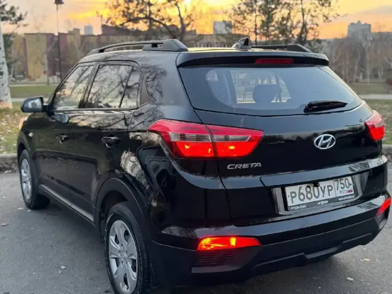 Доброго времени суток.
Продаю hyundai creta 2019г
Пробег 145т
Объем двигателя 1.6
Автомобиль в идеальном состоянии, без дефектов. (гнили, коррозии) и т. Д.
Не бит и не крашен.
В родном окрасе!
За все время эксплуатации автомобиля был один хозяин, к машине относились бережно. Техническая часть автомобиля, вложений не требует. Без посторонних звуков.
Коробка-автомат, работает идеально, без задержек, и рывков.
Надежный и комфортный внедорожник!
Возможен обмен с вашей доплатой !
Цена 1620 !
Торг, только реальным покупателем.
+7 (949) 507-68-97 - фотография - 4