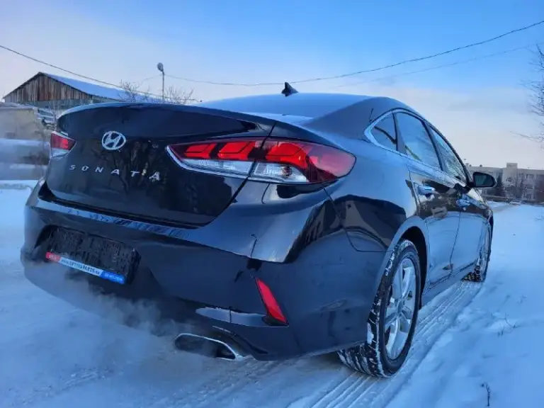 Продам hyundai соната,2017 года, двигатель 2.4 бензин обычный атмосферник, пробег 75000 миль, 4 электростеклоподъемника, мультируль, кнопка старт-стоп, подогрев сидений, кожаный салон, подогрев зеркал, подогрев лобового стекла. Хороший чистый и ухоженный салон. Автомобиль пригонялся из америки, автомобиль обслужен. Документы в полном порядке. Цена 1.650000₽. Осмотр в г. Алчевск. Кого заинтересовал - остальная информация по телефону
+79591809356 Телеграмм, вотсап
📞 Звоните: +7(959)1809356 - фотография - 5