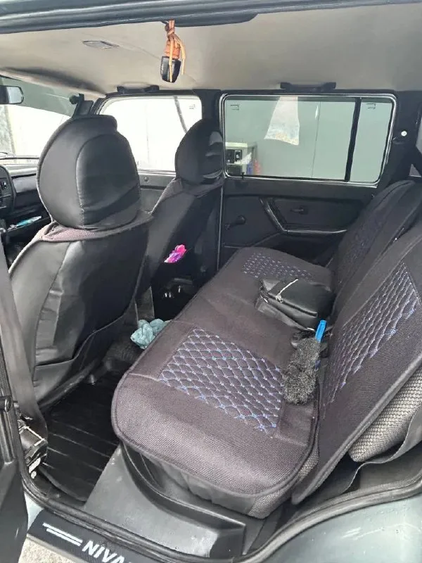 Продам niva 2131 4x4, 2011 год, пробег 65 т. Км! Автомобиль в очень хорошем состоянии, без вложений! Пробег оригинальный, автотека зелёная, там все видно. - гур, новая приборка с бортовым компьютером, свежие r15 диски и новая зимняя резина. - усиленные бампера, зеркала гранта, багажник на крышу, дополнительный свет в виде люстры и фонаря заднего хода на крыше. - свежая оптика в круг, освежался салон, новая торпеда и пластик в багажнике, подсветка в ноги всех 4 сидений, средняя музыка и ещё много чего. В машину вложено очень много средств и времени! Цена 610 000₽ торг по факту при встрече. Машина в городе торез, все вопросы +79493904336
📞 Звоните: +7(949)3904336 - фотография - 3