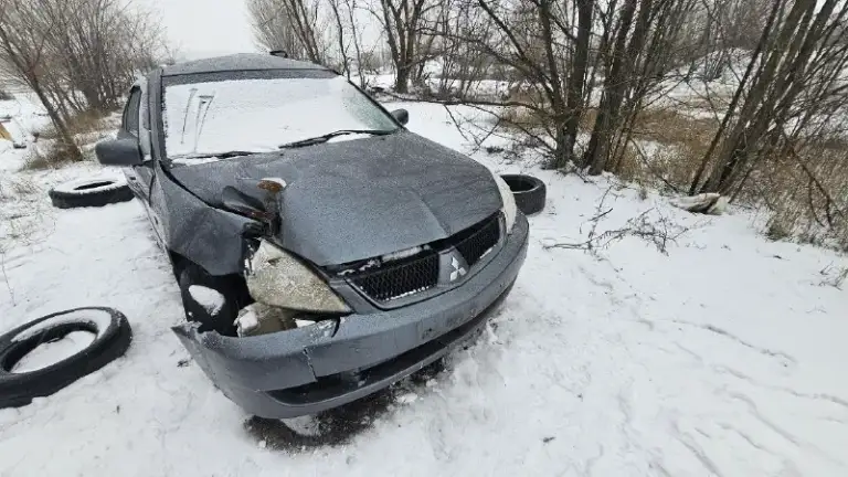 Продажа целиком mitsubishi lancer ix, 1.6,, 2006г. Заводится, в каком-то смысле едет) 65 000р. Луганск. М. Т. +79591369256
📞 Звоните: +7(959)1369256 - фотография - 3