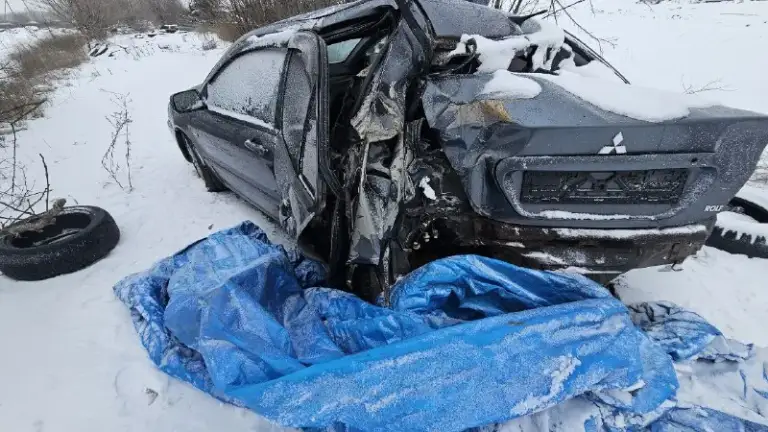 Продажа целиком mitsubishi lancer ix, 1.6,, 2006г. Заводится, в каком-то смысле едет) 65 000р. Луганск. М. Т. +79591369256
📞 Звоните: +7(959)1369256 - фотография - 6