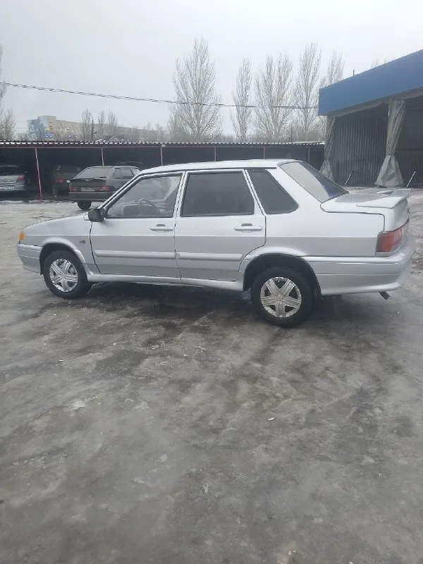 Продам ваз 2115 год 2010 пробег 182 т км
Автомобиль не гнилой не ржавый днище пороги целые лонжероны целые без вздутий и карозий ходовая часть отлично
Двигатель шепчет кпп на месте все скоростя вк
Резина зима шиповка музыка сигнализация стеклоподъёмники
Цена 225 т р торг смотрите видео
Тел +79494402032 - фотография - 3