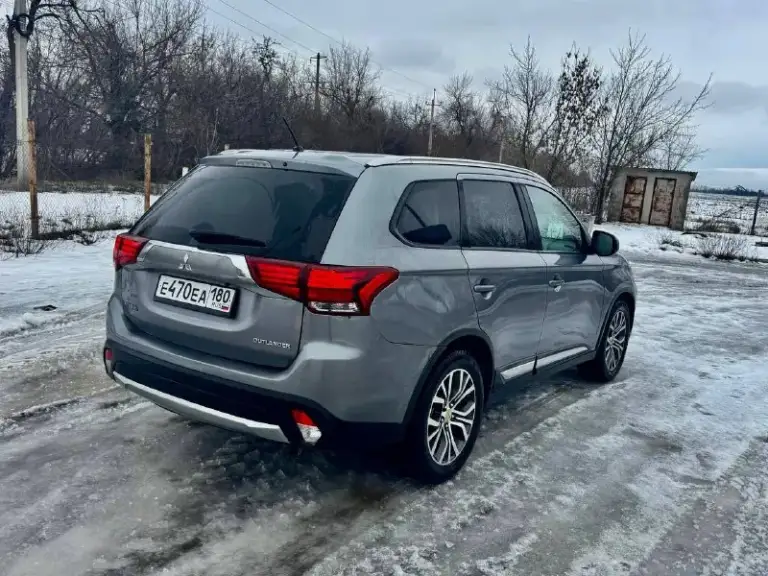 Продам свой личный автомобиль ◽️ mitsubishi outlander◽️ год выпуска - 2016 пробег - 200 000км привод - полный. Салон просторный, автомобиль 7 местный. Владею более 2-х лет. Описание: автомобиль недавно прошел крупное то с заменой всех масел, также была обслужена ходовая часть( сайлентблоки, диски/колодки на отличном ходу! Делать ничего не нужно! Мотор масло не расходует. Коробка переключает идеально! Ходовая/рулевая не стучит! Новая зимняя резина, новый акб! Автомобиль на мне, без штрафов, залогов и запретов! Цена 1800000 ₽ торг до потери пульса) +79490730709 г. Шахтерск
📞 Звоните: +7(949)0730709 - фотография - 3