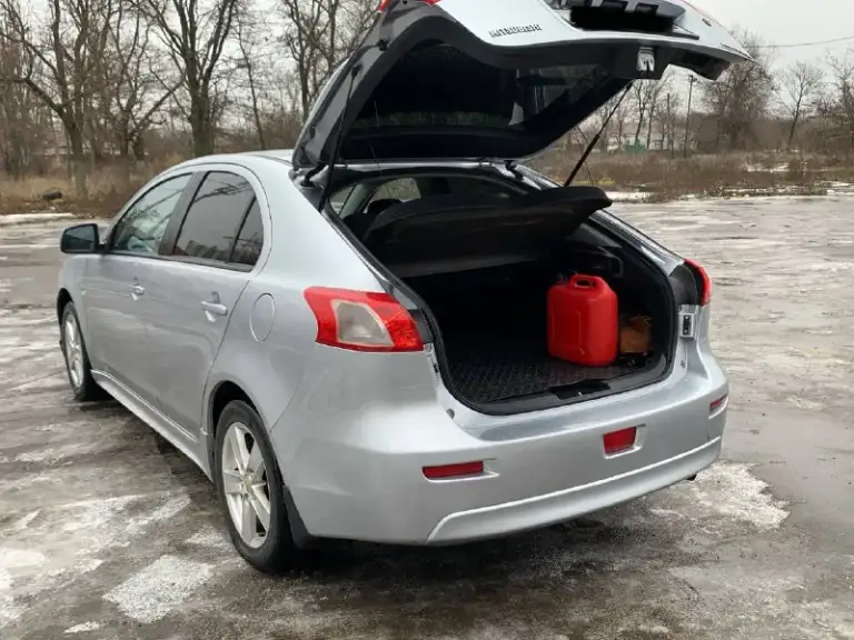 Mitsubishi lancer x 1.8
Год 2008
Пробег 246т
Автомобиль в отличном состоянии!
Вложений не требует
Мотор работает идеально масло не ест
Коробка механика! Не вариатор
По ходовой все в штатном режиме
Салон ухоженный сохранился хорошо
Кузов проемы пороги всё хорошем состоянии почти вся заводском окрасе
Крашеная четыре детали вторичные окрас
Остальное всё завод!
Автомобиль достойный и шустрый
Г. Мариуполь
Цена 725т небольшой торг
+79496347909 - фотография - 10