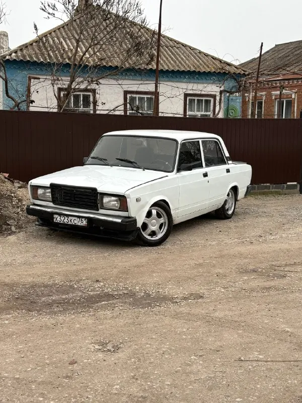 Продам ваз 2107 1997г.
Установлен 126 шеснарь
По мотору
Низ приора, башка запил, максимальный лёгкий клапан и тарелка
Валы спорт маш 10,9
305 Фаза
Разрезные шестерни
Дросселя левин сильвер топ
Выхлоп дк про 4.1
Насос волга
Форсунки газель
Противоотливной поддон
Коробка 4ст, не хрустит, не выбивает, новый редуктор на заварке
Передняя подвеска вся новая
Рычаги дрифт дикие 2.0 st-auto
Шаровые, наконечники, сайлент блоки, стойки стабилизатора новые trs sport
Рулевая рейка иж ода, рулевая колонка ваз 2114
Пружины перед-зад техно рессор -50
Передние вентилируемые тормоза и суппорта от переднего приводного ваз
Вся машина в полной шумоизоляции
Кузов не гнилой, имеются косяки по внешней части.
Салон в отличном состоянии
Документы в полном порядке, снята с учета
Цена: 220 000 торг
Возможен обмен
+79493009308
Г. Новоазовск
📞 🇷🇺 Звоните: +79493009308 - фотография - 1
