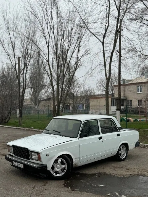 Продам ваз 2107 1997г.
Установлен 126 шеснарь
По мотору
Низ приора, башка запил, максимальный лёгкий клапан и тарелка
Валы спорт маш 10,9
305 Фаза
Разрезные шестерни
Дросселя левин сильвер топ
Выхлоп дк про 4.1
Насос волга
Форсунки газель
Противоотливной поддон
Коробка 4ст, не хрустит, не выбивает, новый редуктор на заварке
Передняя подвеска вся новая
Рычаги дрифт дикие 2.0 st-auto
Шаровые, наконечники, сайлент блоки, стойки стабилизатора новые trs sport
Рулевая рейка иж ода, рулевая колонка ваз 2114
Пружины перед-зад техно рессор -50
Передние вентилируемые тормоза и суппорта от переднего приводного ваз
Вся машина в полной шумоизоляции
Кузов не гнилой, имеются косяки по внешней части.
Салон в отличном состоянии
Документы в полном порядке, снята с учета
Цена: 220 000 торг
Возможен обмен
+79493009308
Г. Новоазовск
📞 🇷🇺 Звоните: +79493009308 - фотография - 4