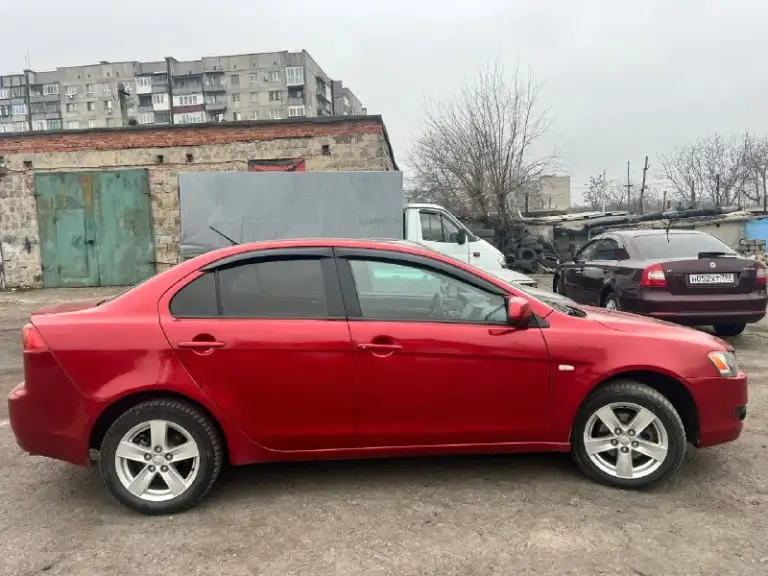 Продам митсубиси лансер x 2008г
Двигатель 1.8 пробег 233тыс
2 Хозяина
Коробка:акпп
Двигатель не дымит, масло не ест.
Акпп не пинает, не буксует, переключает мягко и плавно!
Ходовая обслужена!
Новое акб, новые стойки стабилизатора в круг, новые блины передние и колодки передние, новые резинки стабилизатора, новый стартер, новый гидроусилитель руля, новый левый рычаг в сборе, новые стойки передние, новое масло в двигателе и фильтра!
По электрике все работает, кондиционер заправлен!
Комплектация: датчик дождя/света, подогревы передних сидений, климат контроль, сенсорная мультимедиа с камерой заднего вида, сигнализация с автозапуском и обратной связью, эл. Подогрев и регулировка зеркал.
Документы кристально чистые, без запретов, без штрафов, переоформление без проблем
Цена 680т. Р. Небольшой торг у капота.
Г. Торез
+79493745821 +7 (949) 126-74-52
📞 🇷🇺 Звоните: +7(937)4582179 - фотография - 2
