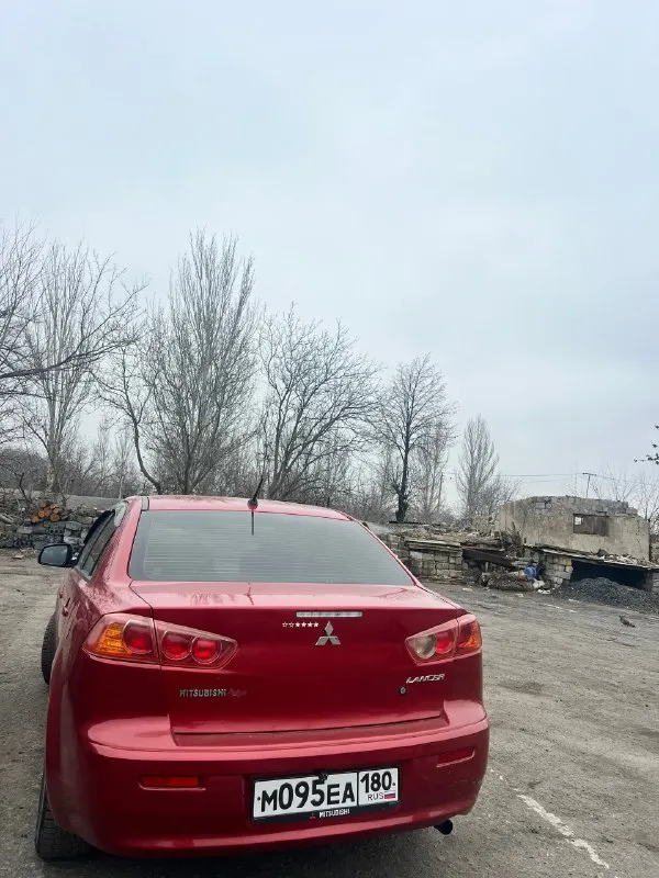 Продам митсубиси лансер x 2008г
Двигатель 1.8 пробег 233тыс
2 Хозяина
Коробка:акпп
Двигатель не дымит, масло не ест.
Акпп не пинает, не буксует, переключает мягко и плавно!
Ходовая обслужена!
Новое акб, новые стойки стабилизатора в круг, новые блины передние и колодки передние, новые резинки стабилизатора, новый стартер, новый гидроусилитель руля, новый левый рычаг в сборе, новые стойки передние, новое масло в двигателе и фильтра!
По электрике все работает, кондиционер заправлен!
Комплектация: датчик дождя/света, подогревы передних сидений, климат контроль, сенсорная мультимедиа с камерой заднего вида, сигнализация с автозапуском и обратной связью, эл. Подогрев и регулировка зеркал.
Документы кристально чистые, без запретов, без штрафов, переоформление без проблем
Цена 680т. Р. Небольшой торг у капота.
Г. Торез
+79493745821 +7 (949) 126-74-52
📞 🇷🇺 Звоните: +7(937)4582179 - фотография - 3