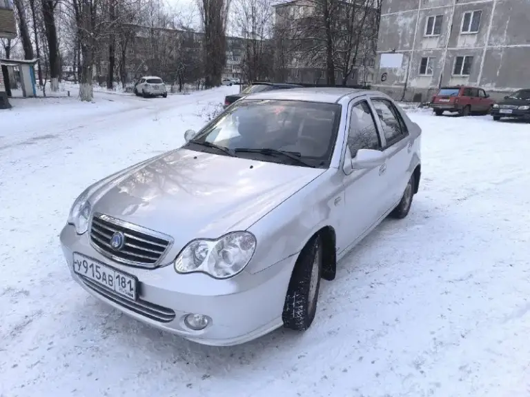 Продам geely ck 2 1.5(otaka) 2012 года!
Цена автомобиля 250.000₽ малый торг.
Родной пробег 67.000км!
Состояние автомобиля хорошее, бережное отношение.
Всю жизнь в одной семье, покупали новой в автосалоне.
Техническая часть, в идеальном состоянии, только своевременное обслуживание.
По кузову, есть моменты по лакокрасочному, не критично. Днище и т. Д целое. Стекла все родные. По комплекции, обогрев заднего стекла, электрорегулировка зеркал вместе с подогревом, простенькая музыка, рециркуляция салона, электрокоректор фар.
Салон чистый не прокурен, практически как новый!есть чехлы при желании можно поставить.
В подарок комлект летней резины на дисках!
Документы в полном порядке, 1 владелец в птс. При желании могу доставить, за отдельную плату.
Находиться в ровеньках.
Все вас интересующие вопросы по телефону!
Дополнительные фото и видео по запросу.
+79592184428Mcs и +79525755366tele2
📞 🇷🇺 Звоните: +7(952)5755366 - фотография - 1
