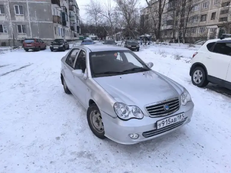 Продам geely ck 2 1.5(otaka) 2012 года!
Цена автомобиля 250.000₽ малый торг.
Родной пробег 67.000км!
Состояние автомобиля хорошее, бережное отношение.
Всю жизнь в одной семье, покупали новой в автосалоне.
Техническая часть, в идеальном состоянии, только своевременное обслуживание.
По кузову, есть моменты по лакокрасочному, не критично. Днище и т. Д целое. Стекла все родные. По комплекции, обогрев заднего стекла, электрорегулировка зеркал вместе с подогревом, простенькая музыка, рециркуляция салона, электрокоректор фар.
Салон чистый не прокурен, практически как новый!есть чехлы при желании можно поставить.
В подарок комлект летней резины на дисках!
Документы в полном порядке, 1 владелец в птс. При желании могу доставить, за отдельную плату.
Находиться в ровеньках.
Все вас интересующие вопросы по телефону!
Дополнительные фото и видео по запросу.
+79592184428Mcs и +79525755366tele2
📞 🇷🇺 Звоните: +7(952)5755366 - фотография - 2