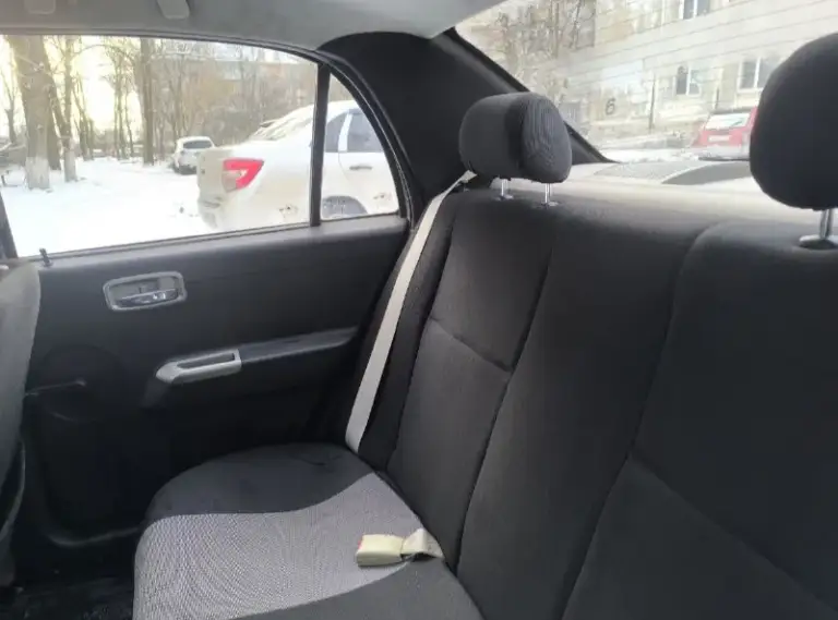 Продам geely ck 2 1.5(otaka) 2012 года!
Цена автомобиля 250.000₽ малый торг.
Родной пробег 67.000км!
Состояние автомобиля хорошее, бережное отношение.
Всю жизнь в одной семье, покупали новой в автосалоне.
Техническая часть, в идеальном состоянии, только своевременное обслуживание.
По кузову, есть моменты по лакокрасочному, не критично. Днище и т. Д целое. Стекла все родные. По комплекции, обогрев заднего стекла, электрорегулировка зеркал вместе с подогревом, простенькая музыка, рециркуляция салона, электрокоректор фар.
Салон чистый не прокурен, практически как новый!есть чехлы при желании можно поставить.
В подарок комлект летней резины на дисках!
Документы в полном порядке, 1 владелец в птс. При желании могу доставить, за отдельную плату.
Находиться в ровеньках.
Все вас интересующие вопросы по телефону!
Дополнительные фото и видео по запросу.
+79592184428Mcs и +79525755366tele2
📞 🇷🇺 Звоните: +7(952)5755366 - фотография - 7