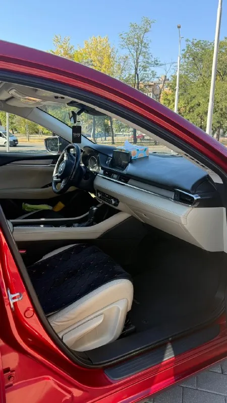 🚗Mazda 6 2020г. 🚗
Touring
Двигатель - 2,5 атмосфера (бензин) skyactiv- g2,5l dohc16-valve
Пробег 115т. Родной
Машина личная, езжу на ней год, полностью обслужена.
Кожаный салон, люк, бесключевой доступ, кнопка старт/стоп, адаптивный круиз контроль, датчики слепых зон, камера заднего вида, мульти руль, двух зонный климат контроль, спорт режим (не разу не включала), удержание в полосе, подогрев сидений, атермальные стекла (машина сделана для южной америки), эл. Ручник, карплей,19 колеса (родные) и много всяких плюшек…
Vin jm1gl1vm4m1603203
На машине не разу не было не одного нарушения(штрафа), документы полностью в порядке, на местном учете донецк
Цена 2550 000₽
По всем вопросам звоните
+79495072025
+79495072024
Разумный торг у капота
📞 🇷🇺 Звоните: +79495072025 - фотография - 3
