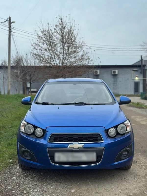 Продам chevrolet aveo т300
Коробка автомат.
Год выпуска 2013
Объем: 1,6 бензин.
Пробег: 150 тыс. Км.
✅ 1 Владелец с салона.
✅ Гнили, рыжиков нигде нет. Все стекла родные.
Просторный автомобиль. Расход топлива приятно радует.
Полностью обслужен от и до. Из глобального, новый комплект грм и помпа. Свежие тормозные диски и колодки.
Мотор, коробка - без каких-либо нареканий. Подвеска идеальная, без стуков. Все работает как должно.
Хорошая комплектация: мультируль, подогрев сидений. Эл. Рег. Фар и зеркал. 4 стелоподъемника и другое.
✅ Сделан отличный свет.
✅ Установлена сигнализация с автозапуском.
Два комплекта резины. Зима, лето.
Машиной будете довольны.
Цена: 735 ₽ торг будет!
По всем вопросам звоните.
+7 (949) 813-10-44
Нахожусь в донецке.
📞 🇷🇺 Звоните: +79498131044 - фотография - 1