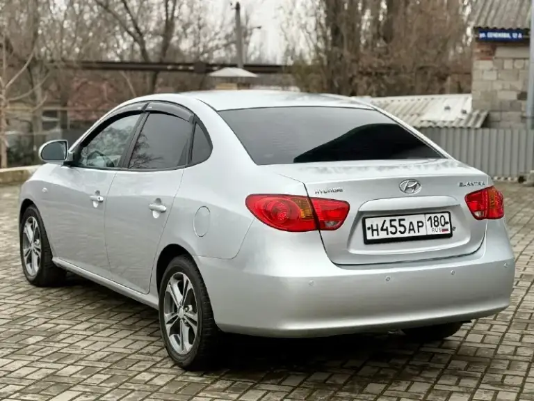 💶 Цена:740.000р
📮 Город:донецк
🚘 Марка / модель:hyundai elantra
📅 Год выпуска:2006
📊 Пробег:230.000км
⛽ Двигатель (тип, объем, ):бензин 1.6
🔧 Тип кпп:автомат
📝 Описание:машина в очень хорошем состоянии. Кузов без рыжиков и гнили, полностью обслужена, хорошая комплектация. Климат работает. Переоформление без проблем. Возможна продажа в кредит.
☎ Контактный телефон:+79495001160(телеграм)
📞 🇷🇺 Звоните: +79495001160 - фотография - 2