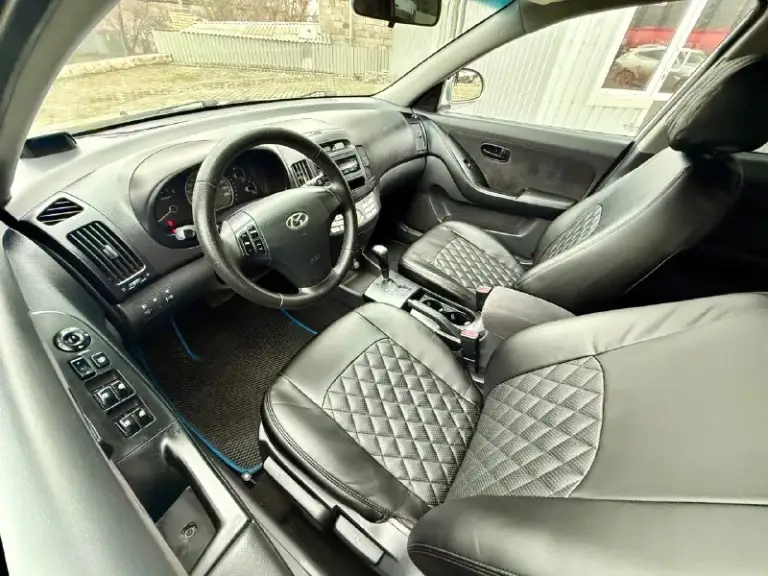 💶 Цена:740.000р
📮 Город:донецк
🚘 Марка / модель:hyundai elantra
📅 Год выпуска:2006
📊 Пробег:230.000км
⛽ Двигатель (тип, объем, ):бензин 1.6
🔧 Тип кпп:автомат
📝 Описание:машина в очень хорошем состоянии. Кузов без рыжиков и гнили, полностью обслужена, хорошая комплектация. Климат работает. Переоформление без проблем. Возможна продажа в кредит.
☎ Контактный телефон:+79495001160(телеграм)
📞 🇷🇺 Звоните: +79495001160 - фотография - 8
