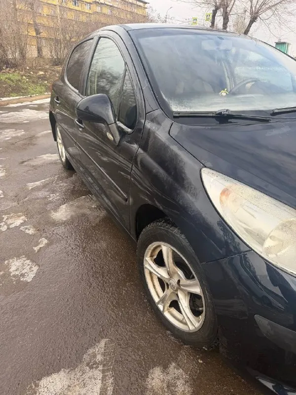 Peugeot 207, pegeot 207
Год выпуска этой замечательной ласточки 2007
Пробег 140,000
Коробка автомат
Объём 1,6
Машина бодрая, не одного рыжика стеклоподьемники, кондиционер. Есть летняя резина. Один косяк трещина на лобовом.
Хочу 385т. Р маленький торг у капота
☎️ 959 546-61-60
📞 Звоните: +7(959)5466160 - фотография - 3