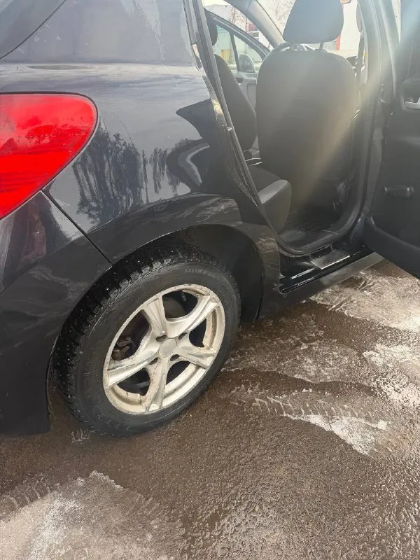 Peugeot 207, pegeot 207
Год выпуска этой замечательной ласточки 2007
Пробег 140,000
Коробка автомат
Объём 1,6
Машина бодрая, не одного рыжика стеклоподьемники, кондиционер. Есть летняя резина. Один косяк трещина на лобовом.
Хочу 385т. Р маленький торг у капота
☎️ 959 546-61-60
📞 Звоните: +7(959)5466160 - фотография - 4