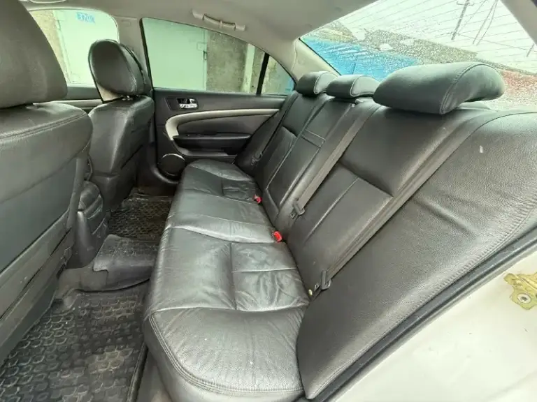 Chevrolet epica 2007 2.0 бензин коробка 5 ступенчатая механика, ходовка мячик, я владелец, документы в порядке, два ключа, есть моменты по лкп. Недавно поменял свечи, колодки и масло. Комплектация: ✅ круизконтроль ✅ кондиционер ✅ кожаный салон ✅ мультируль ✅ подогрев передних сидений ✅ сенсорная магнитола ✅ carplay ✅ камера заднего вида + видеорегистратор ✅ парктроники ✅ хорошая музыка ✅ электропривод водительского сидения ✅ подогрев заднего стекла ✅ led оптика ❗️цена: 470 т. Р. + торг у капота осмотр в г. Ясиноватая +79497294495
📞 Звоните: +7(949)7294495 - фотография - 9