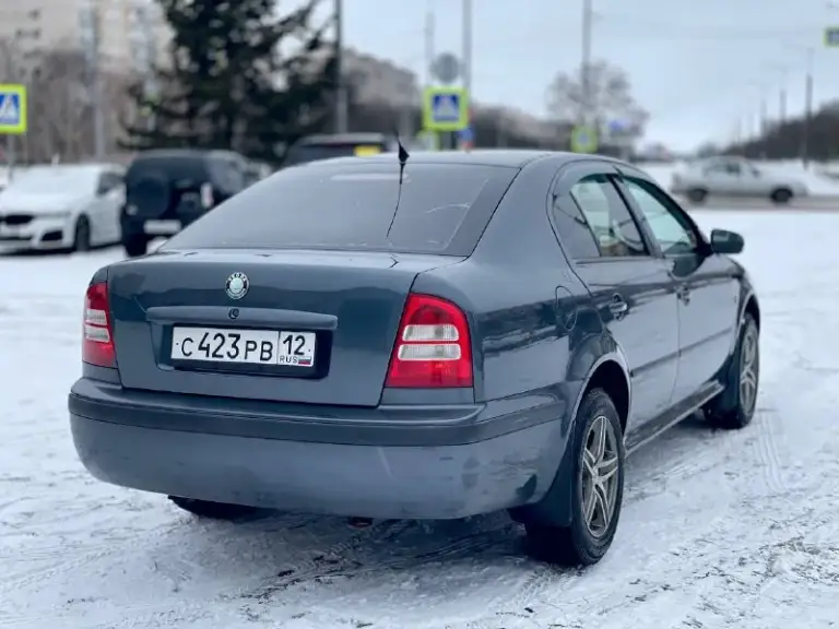 Продам skoda octavia
Год выпуска 2008
Обьем 1.8 turbo
Л/с 150
Автомобиль. В идеальном состоянии вложений не требует
Сел поехал
Двигатель в идеальном состоянии масло не ест не дымит турбина в отличном состоянии тяга отличная
Коробка в идеальнейшем состоянии не хрустит не выбивает
Ходовая в отличном состоянии не стучит не гремит дорогу держит отлично
По кузову в отличном состоянии
Рыжиков гнили ржавчин нет
Дно пороги стаканы аланджероны в идеальном состоянии
Автомобиль в дтп не учавствовала
Геометрия кузова заводская
Салон чистый ухоженный сидение не продавлены не прокуреный
Комплектация хорошая
Кондиционер
2 Стеклоподъемника
Подогрев сидений
Обогрев заднего стекла
Гур
Сигнализация с обратной связью
Музыка магнитафон с блютузом
Регулировка зеркал
2 Подушки безопасности
Абс
Новая зимняя резина
Юридически все кристально чисто
Город осмотра мариуполь
Номер для связи
+7
Цена 565.000₽
📞 Звоните: +7(949)5637578 - фотография - 4